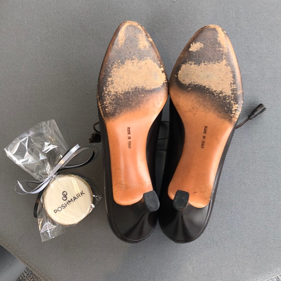 Ferragamo chocolate brown heels with tassels - Picture 4 of 7